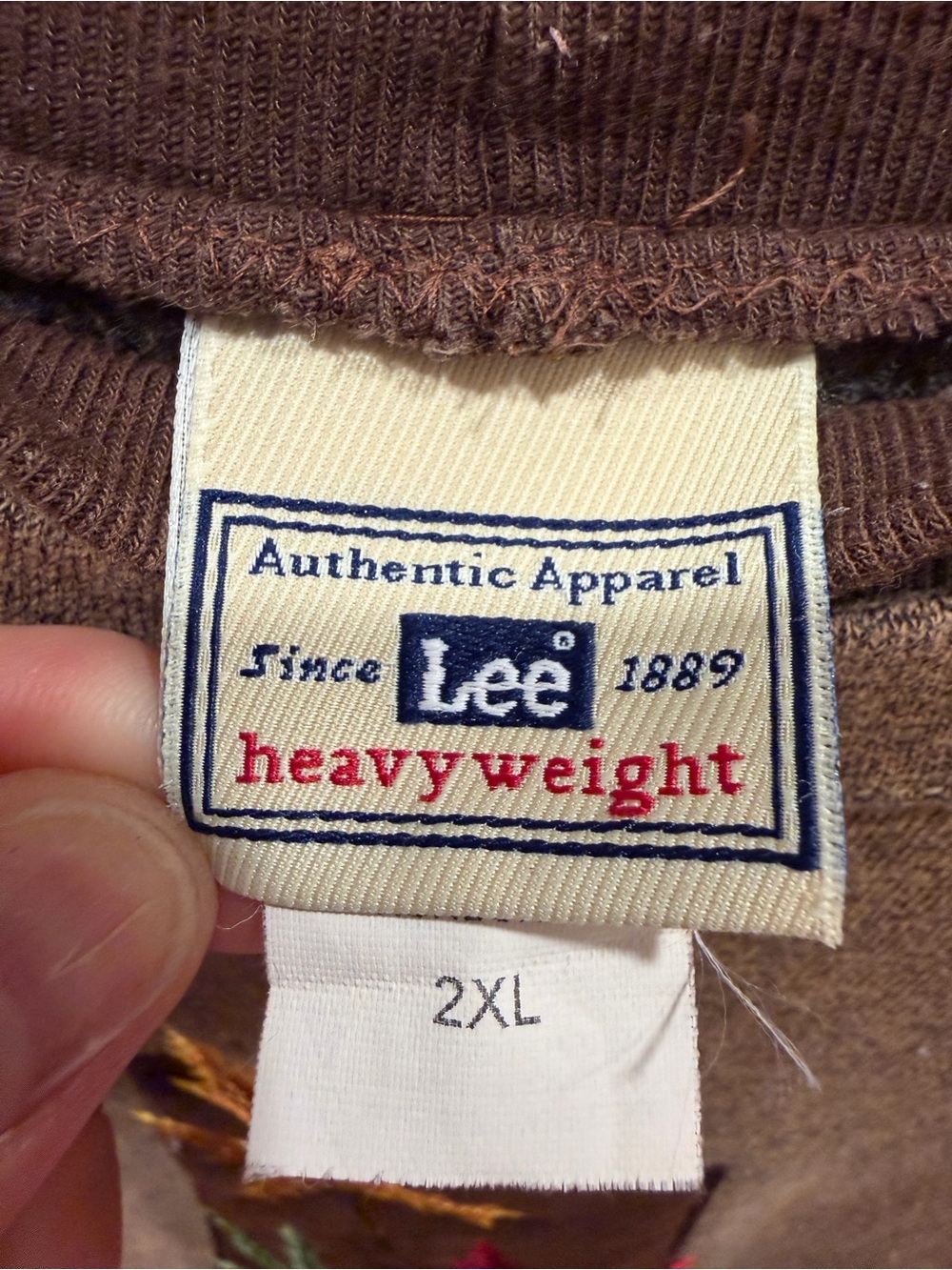VINTAGE 90s LEE Fall Leaves Embroidered Brown Crewneck, 2XL - Picture 3 of 5